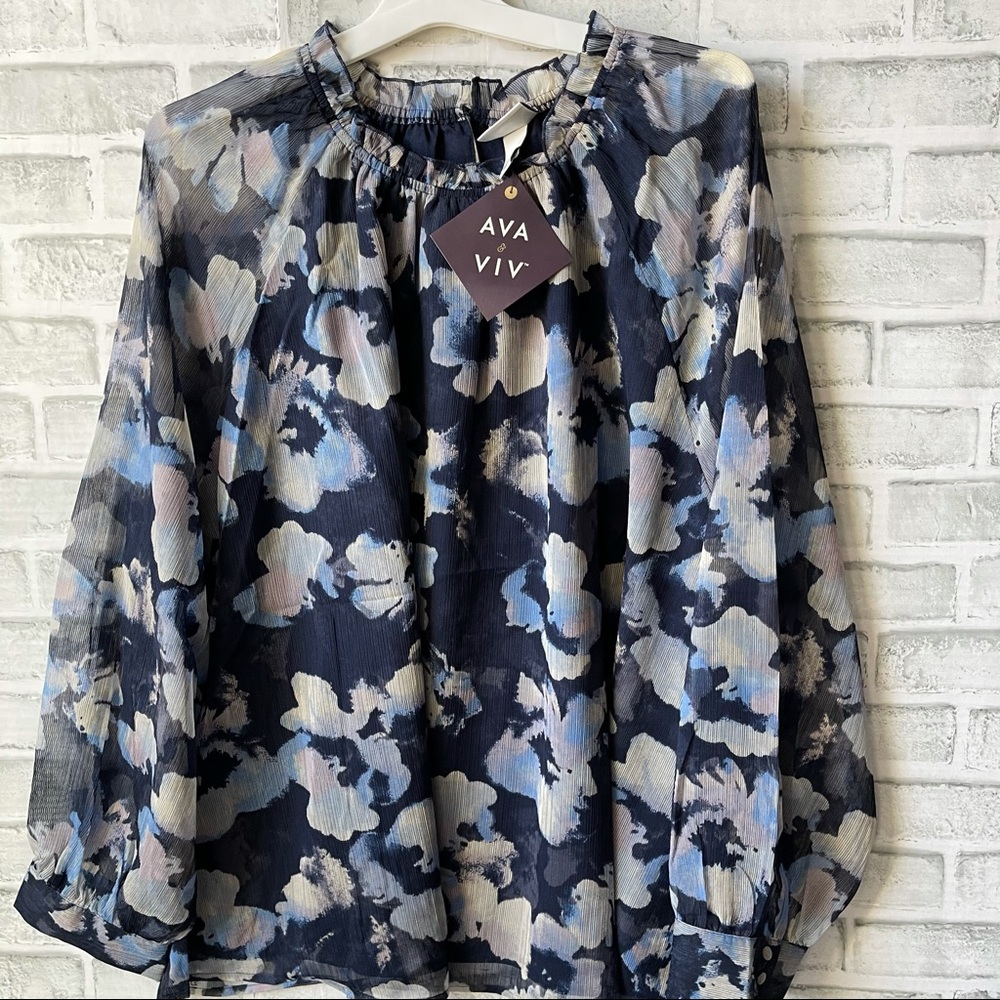 NEW WITH TAGS AVA AND VIV XAVIER NAVY FLORAL  4X